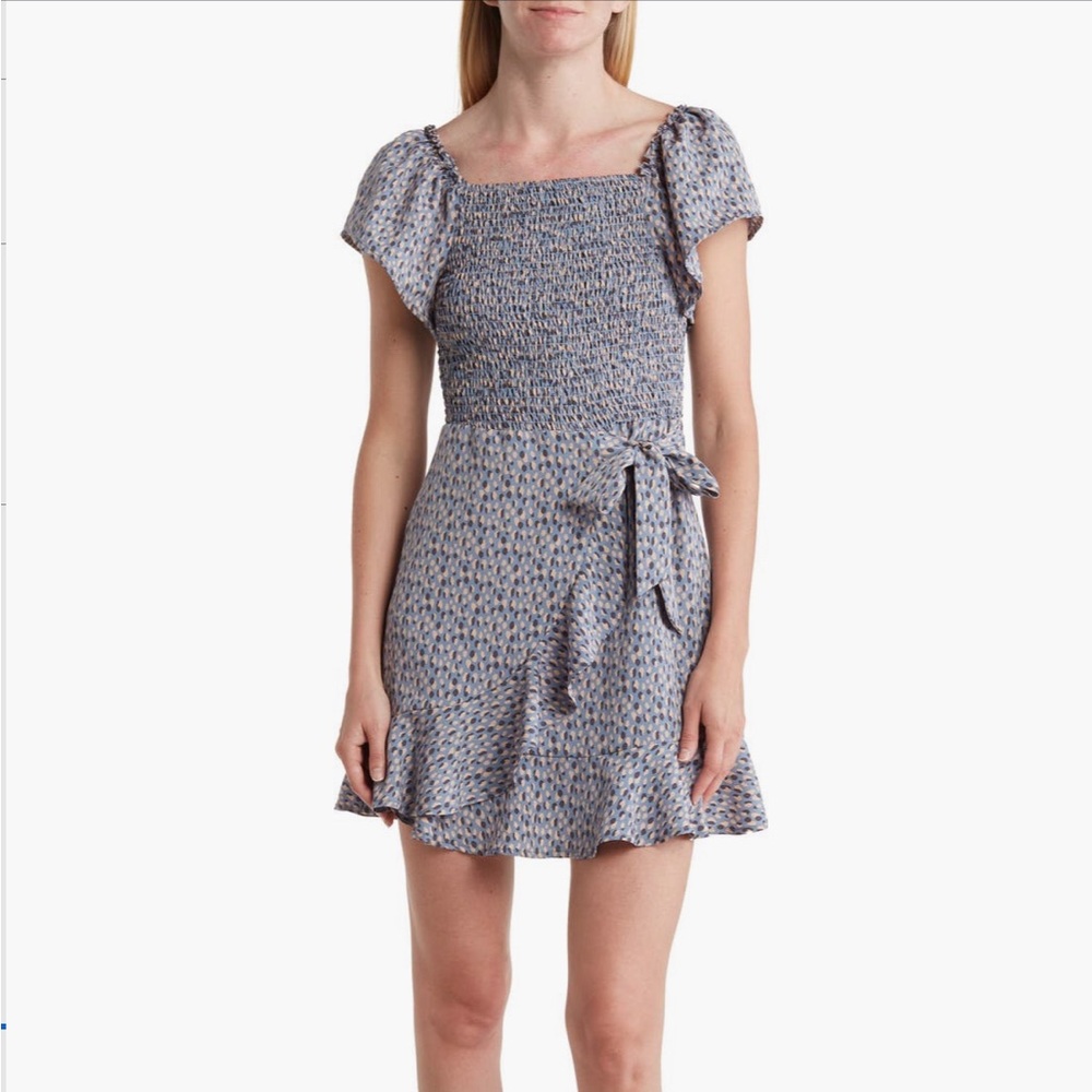 Melrose and Market | Floral Flutter Sleeve Smocked Fit and Flare Dress